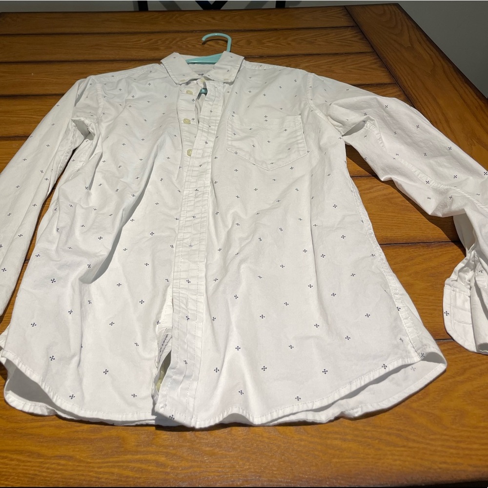 men’s causal dress shirt